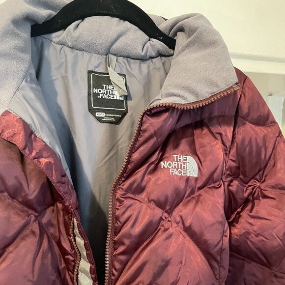 The North Face Burgundy 550 ALIS Full-Zip Goose Down Insulated Nylon Puffer Jack - Picture 10 of 13